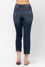 Load image into Gallery viewer, Judy Blue Mid Rise Straight Cropped Jean