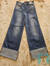 Load image into Gallery viewer, Judy Blue HW Retro Wide Cuffed Leg