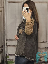 Load image into Gallery viewer, Black Acid Wash with Leopard Sleeves Jacket