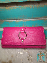 Load image into Gallery viewer, Vista Sonora Wallet In Magenta
