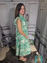 Load image into Gallery viewer, Kelly Green Floral Maxi Dress