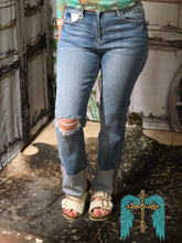 Load image into Gallery viewer, Risen HR Ankle Straight-Wide Cuffed Jeans