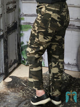 Load image into Gallery viewer, Camo Jogger Pants