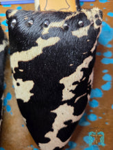 Load image into Gallery viewer, Black & White Cowprint "Tint" Mule