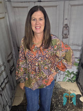 Load image into Gallery viewer, Long-sleeved Floral Blouse