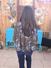 Load image into Gallery viewer, Entro Slate Brown With Blue Flowers Haliegh Top