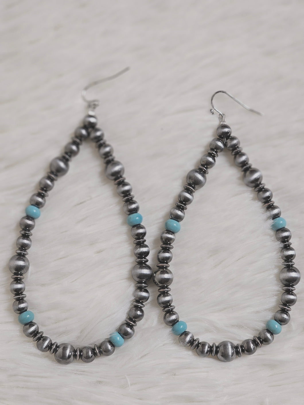 Navajo Style Pearl And Bead Dangle Earring