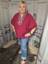 Load image into Gallery viewer, Plus Dolman Sleeve V-Neck Top With Leopard Trim-Burgundy
