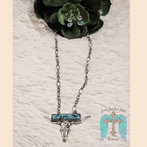Turquoise Western Steer Skull Stone Bar Pendant Necklace Set