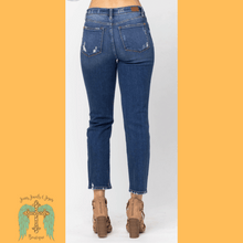 Load image into Gallery viewer, Judy Blue 82329 Front Yoke Slim Fit
