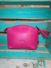 Load image into Gallery viewer, Clarendon Pouch - Jeans Jewels and Jesus Boutique
