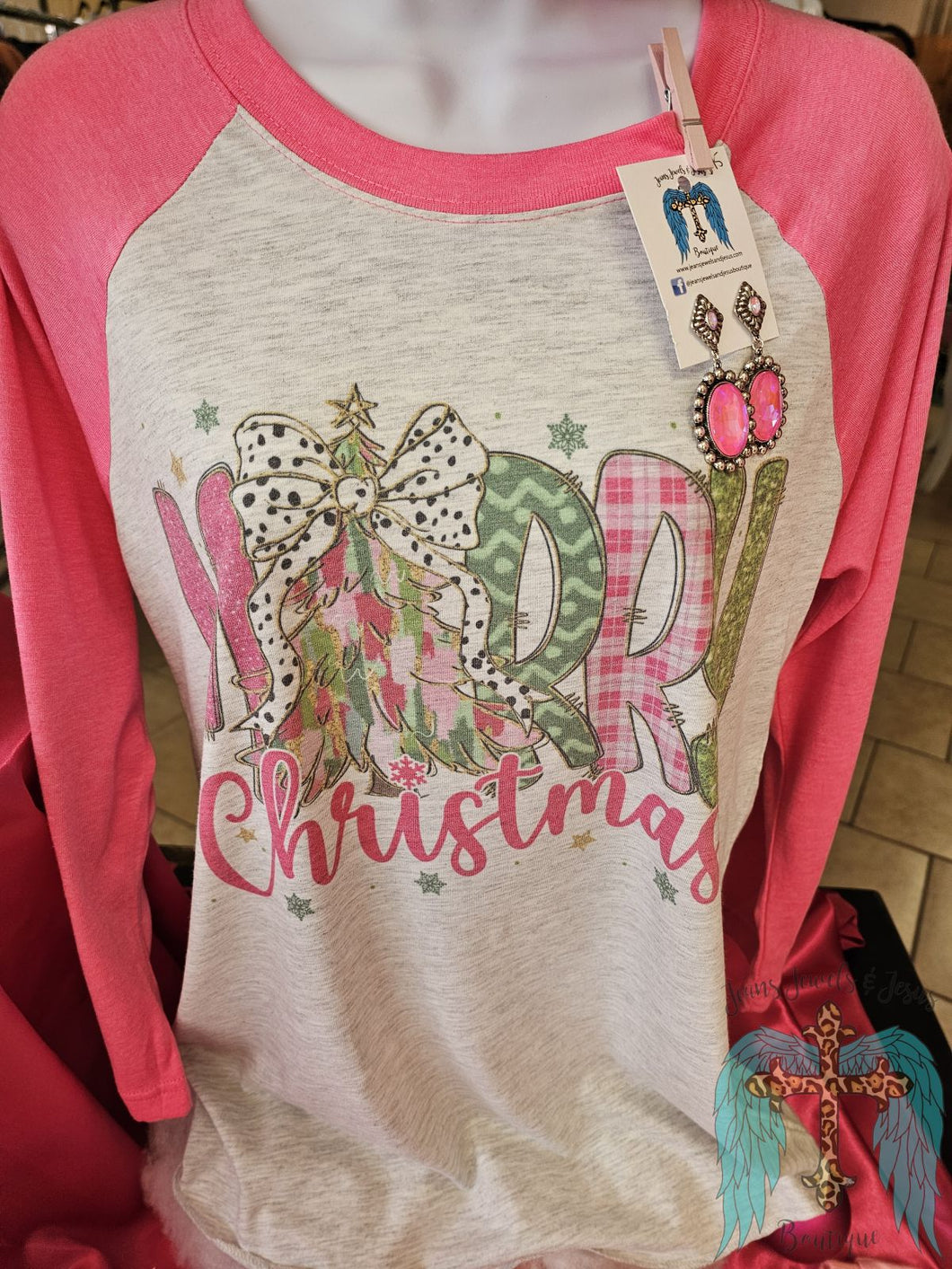 Pink Merry Christmas Raglan