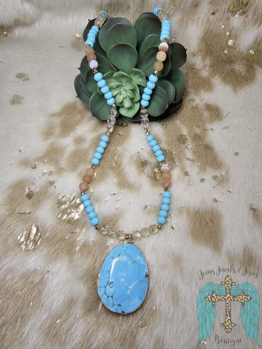 Turquoise Stone Necklace With Beads