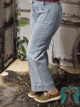 Load image into Gallery viewer, Risen HR Crop Wide Jean W/ Front Pintuck And Patch Pocket-Light Wash
