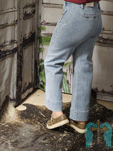 Load image into Gallery viewer, Risen HR Crop Wide Jean W/ Front Pintuck And Patch Pocket-Light Wash
