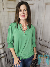 Load image into Gallery viewer, Solid Lizzy Smock Top-Kelly Green
