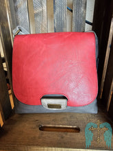 Load image into Gallery viewer, Amy Cross Body - Red
