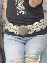 Load image into Gallery viewer, Silver Eyelet Round Western Belt
