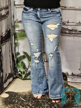 Load image into Gallery viewer, Petite Mid Rise Stretch Flare Jean
