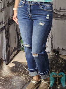 Mid Rise Crop Straight Slim Jeans