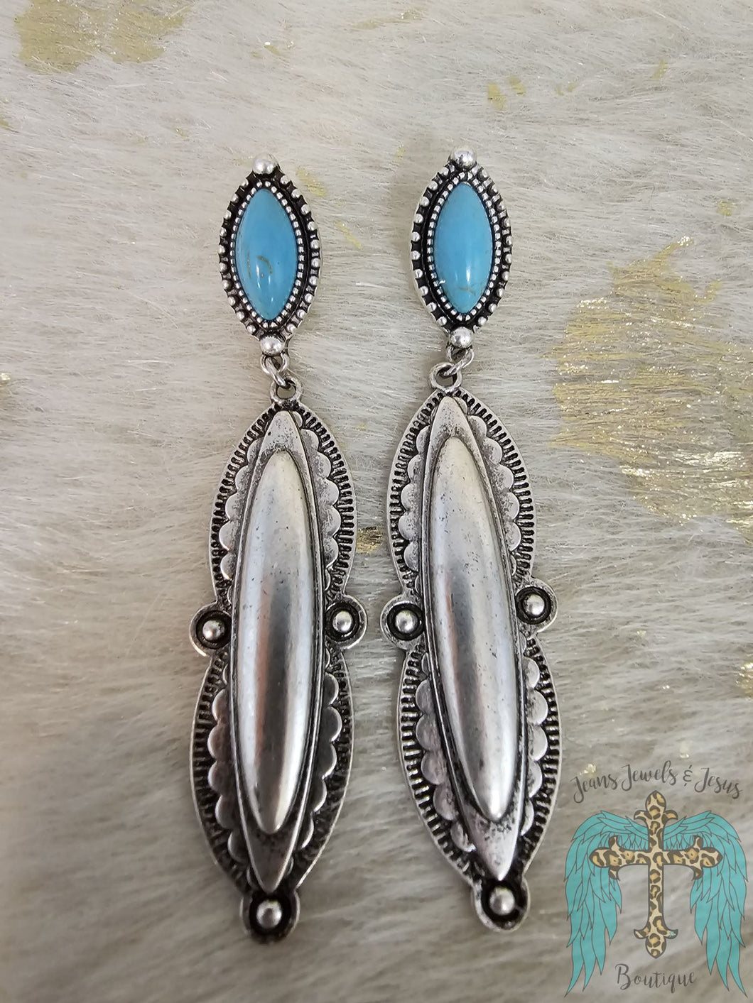 Coldsprings Silvertone Earrings