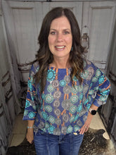 Load image into Gallery viewer, Italian Made Sweater One Size-Blue Concho
