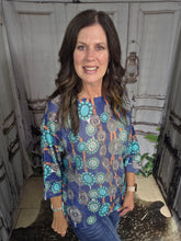 Load image into Gallery viewer, Italian Made Sweater One Size-Blue Concho
