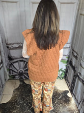 Load image into Gallery viewer, Quilted Knit Ruffle Sleeved Vest-Rust
