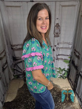 Load image into Gallery viewer, Ruffle Sleeve Floral Blouse
