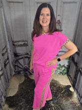 Load image into Gallery viewer, Fuschia Leopard Print Ribbed Short Sleeve Set
