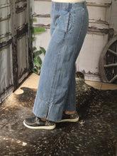 Load image into Gallery viewer, Light Denim Wide Leg Pant

