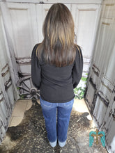 Load image into Gallery viewer, Ribbed Longsleeve Solid Top-Black
