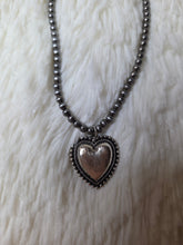 Load image into Gallery viewer, Western Bubble Heart Necklace
