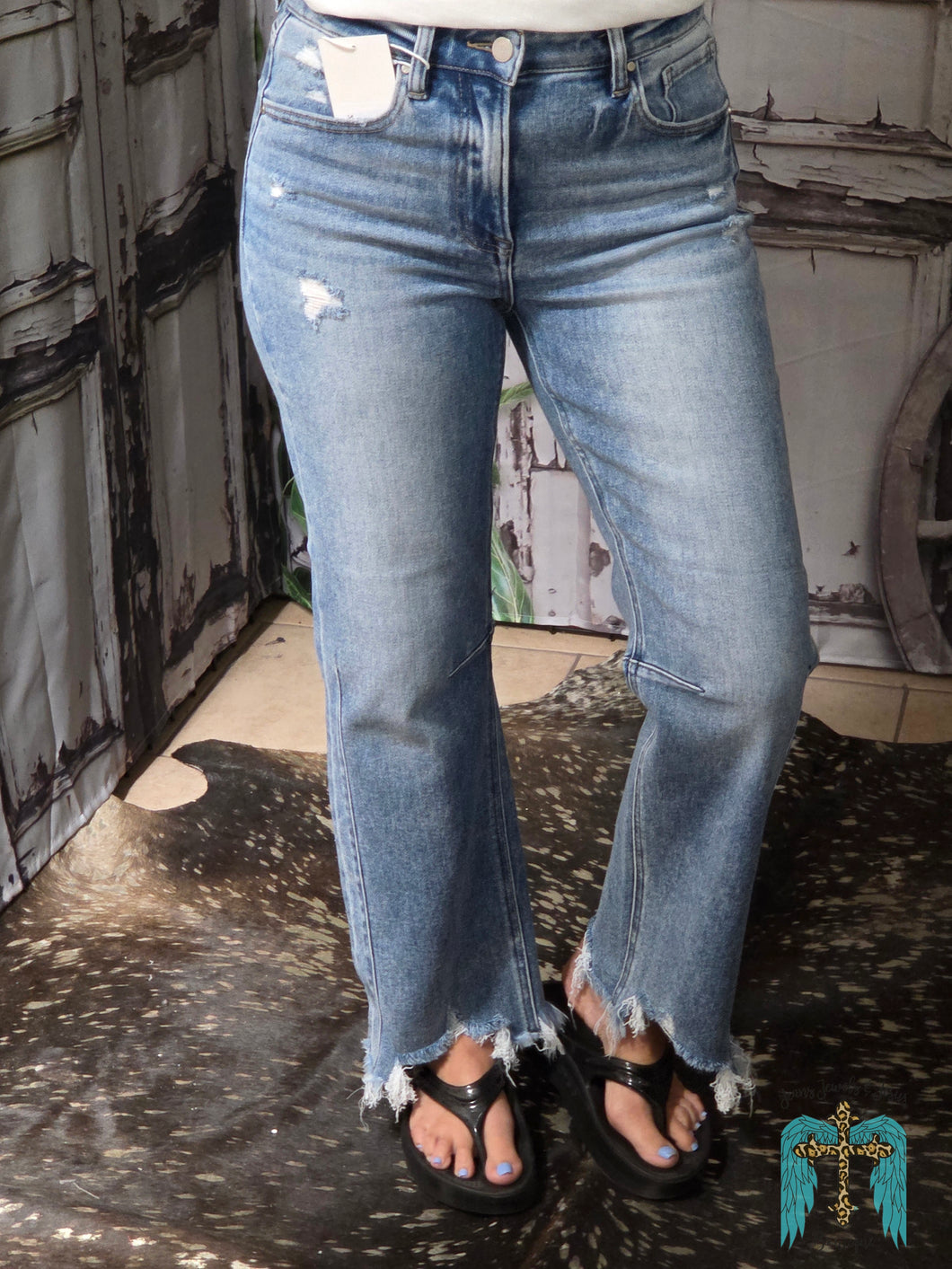 Risen Medium Wash HR Straight Cropped Distressed Jean