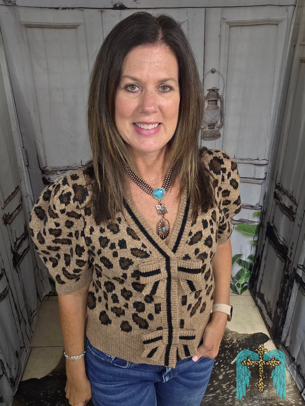 Short Sleeve Leopard Sweater With Bows