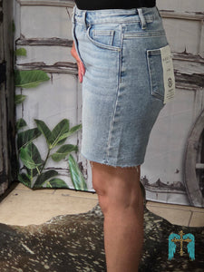 Risen TC- High Rise-Mid Length Raw Hem Short