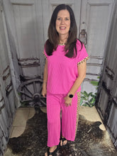 Load image into Gallery viewer, Fuschia Leopard Print Ribbed Short Sleeve Set
