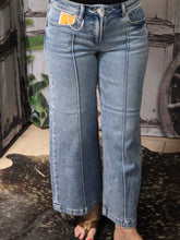 Load image into Gallery viewer, Risen Mid Rise Crop Wide Pintuck Detailed Jeans
