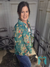 Load image into Gallery viewer, Turquoise Wagon Wheel Chifon Button Up Top
