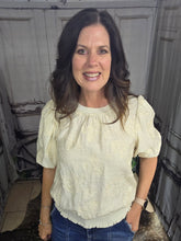 Load image into Gallery viewer, Floral Embroidered Top
