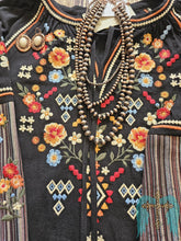 Load image into Gallery viewer, Savannah Jane Floral Garden Top-Black - Jeans Jewels and Jesus Boutique
