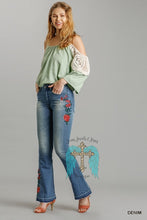 Load image into Gallery viewer, Floral Embroidered Flare Jean
